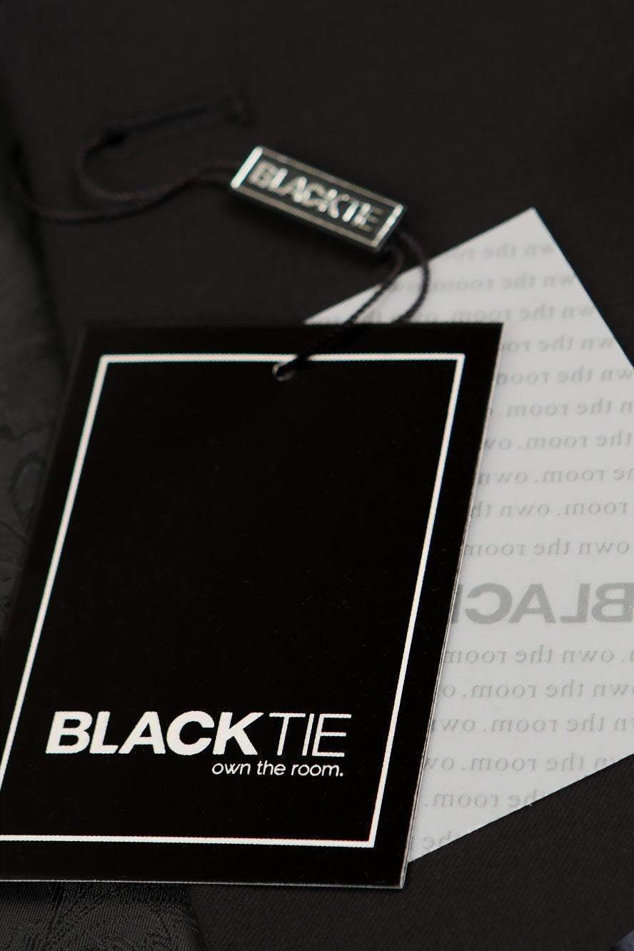 "Milan" Black Tuxedo Jacket Peak (Separates) - Tienda"Milan" Black Tuxedo Jacket Peak (Separates)ModernBlack34S716252322837TUX-116682TiendaTux - USATUX-116682Tuxedos"Milan" Black Tuxedo Jacket Peak (Separates)